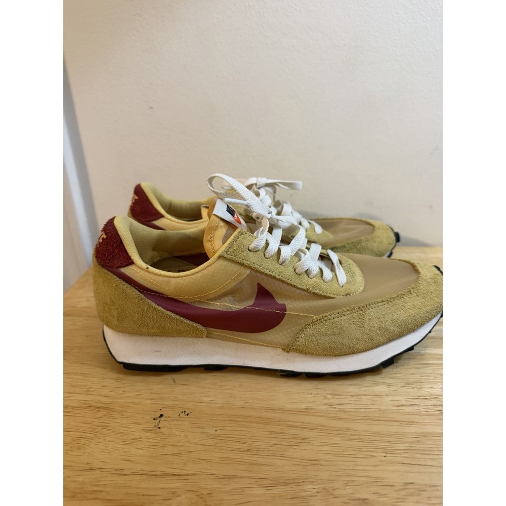 Nike Daybreak SP Retro Men's Size 9 US CZ0614-700 Topaz Gold Athletic Shoes - Picture 3 of 7